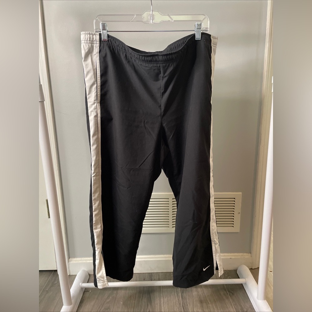 Nike Athletic Capri Pants Large